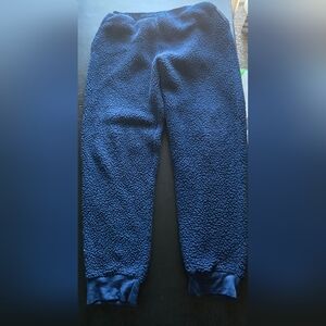 Gently Used Mens size medium fuzzy sleep pjs